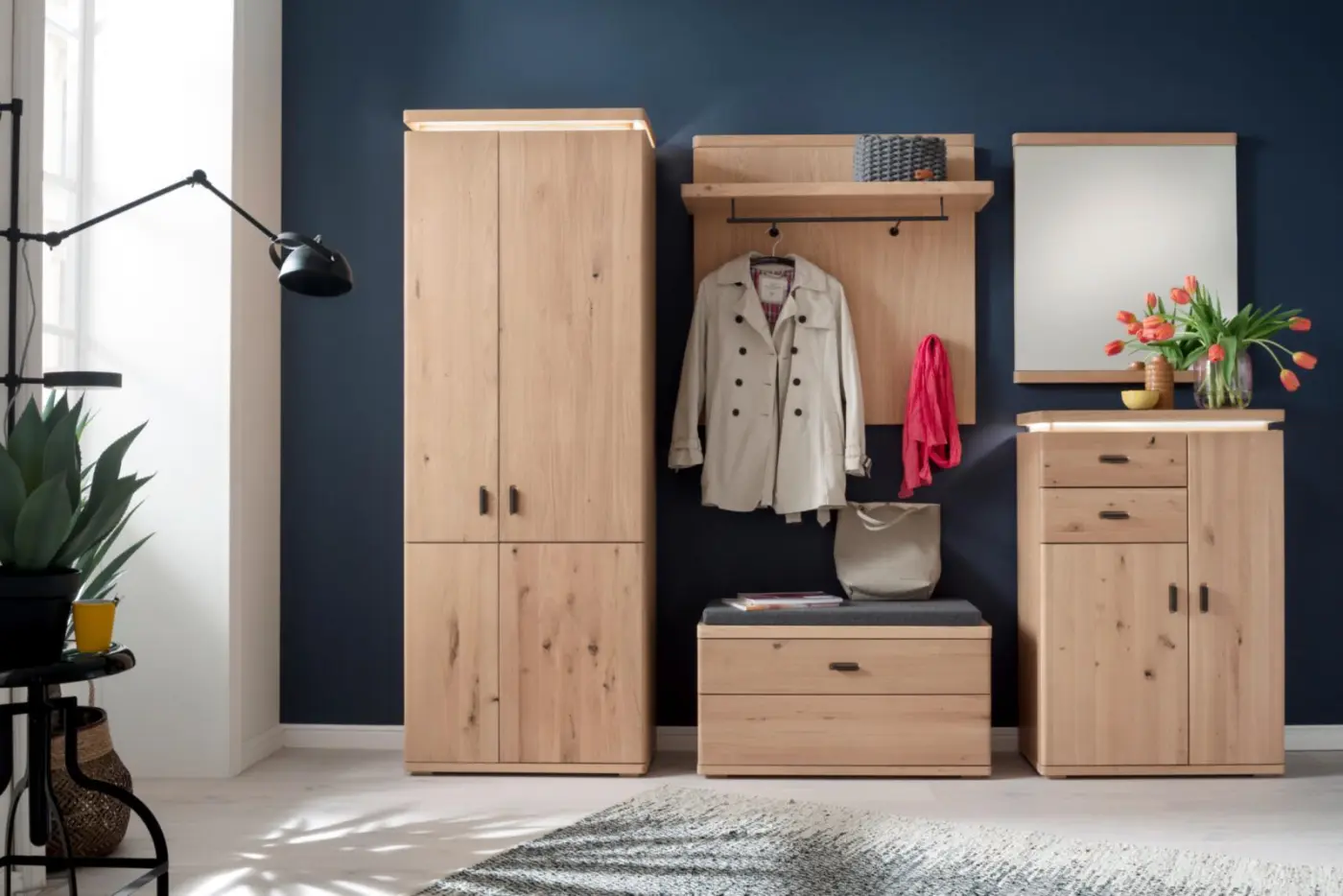 Garderobenschrank        M BARCELONA